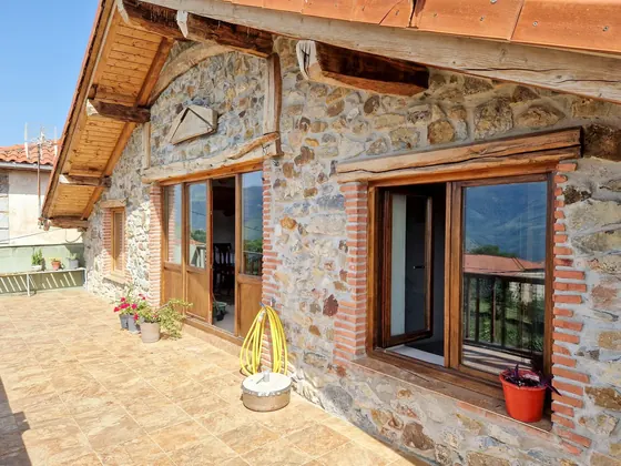 30 m² first floor terrace